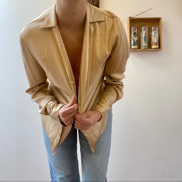 Vintage Gold Silk Button Up - Picture 2 of 4